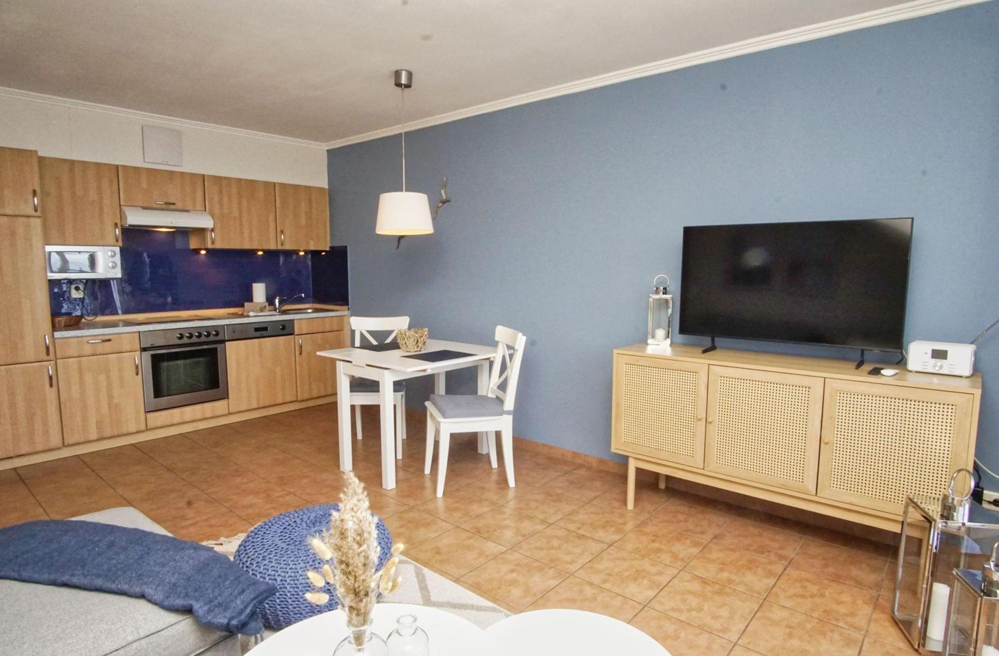 Ferienwohnung Mit Traumhaftem Meerblick - Haus Am Meer Fewo 11 Lohme Exterior foto